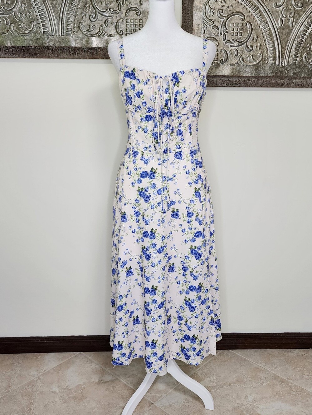 Blush Pink & Blue Floral Tie-Front Milkmaid Lace Up Back Midi Dress Med Summer